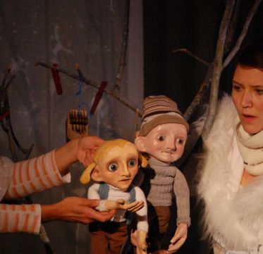 Die Schneek&ouml;nigin Puppentheater nach dem M&auml;rchen von H.C. Andersen - Fotos: Dirk Schmidt-Arras